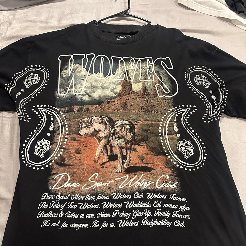 Darc Sport Wolves Graphic Tee